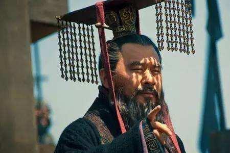 历史上曹操定辽东的计谋谁出的