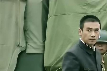 断刺里面的唐栋爱上李赫男了吗