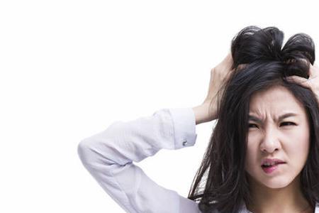 女生发绝望的凝视表情如何回复