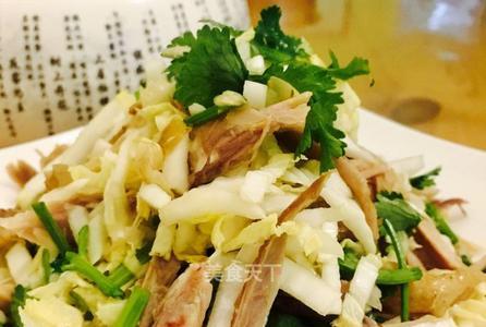 白菜心拌烧肉做法