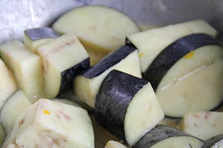茄子在冰箱放了一个月还能吃吗
