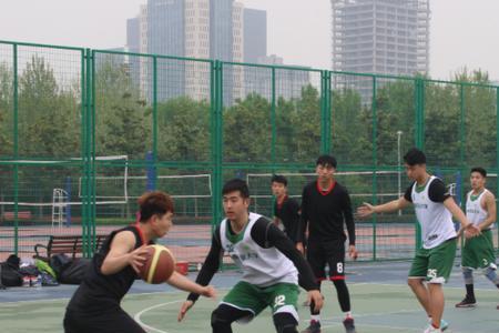 体育在大学里面叫什么