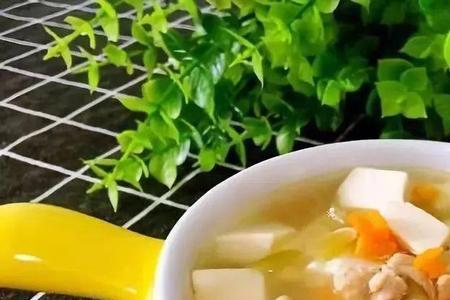 宝宝萝卜消食汤的做法
