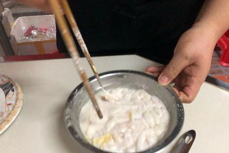 咯摊读音
