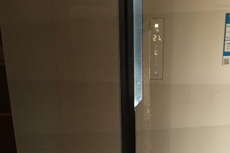 冰箱最下边抽屉不冷冻怎么回事