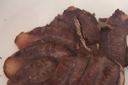 演马酱牛肉的做法