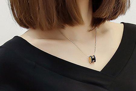v领衣服领口太露怎么办