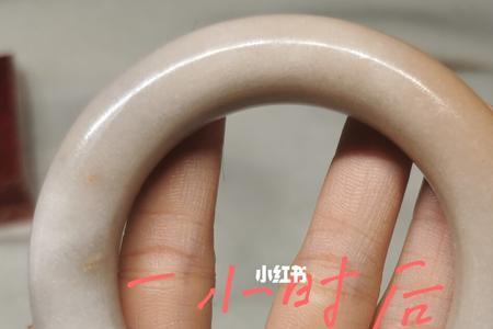 佘太翠和余太翠区别