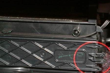汽车前滤网怎么清理