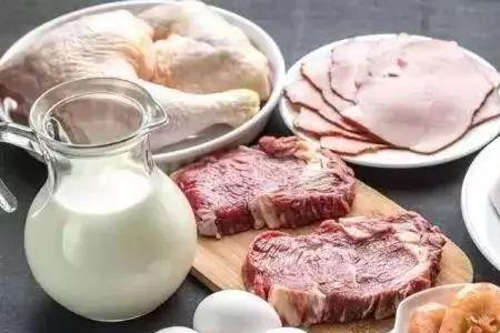 不吃荤和不吃肉是一个意思吗