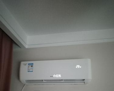 空调开着开着就停了还嗡嗡嗡响