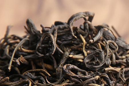 茶叶一片一片很大是什么茶