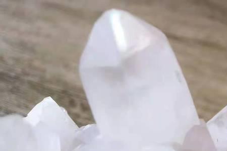 拼多多的白水晶是真的么