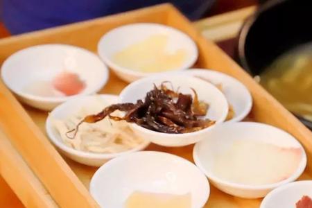 过桥米线碗料配方