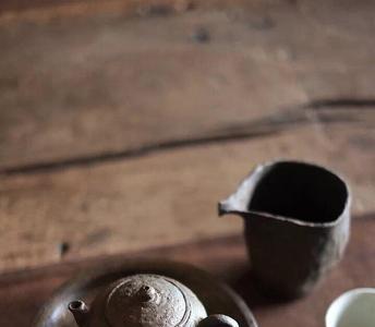 一壶一世界一茶一人生的意思