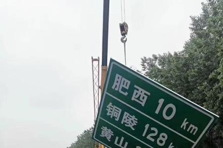 乡村道路有中间线的限速多少