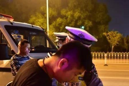 中午喝了瓶啤酒晚上酒驾吗