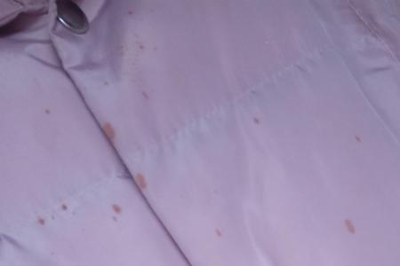 开塞露撒在被罩上可以洗掉吗