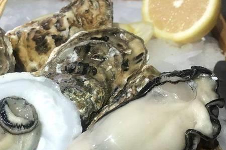 生蚝里面透明的是什么
