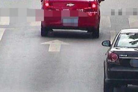变道压实线被拍的概率多大
