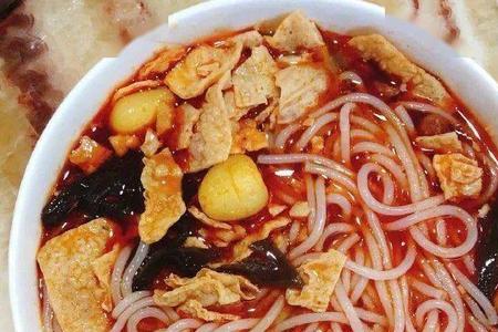 为什么螺蛳粉闻着有股药味