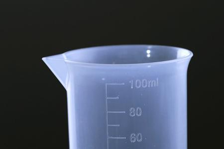 一次性杯子100毫升水有多少