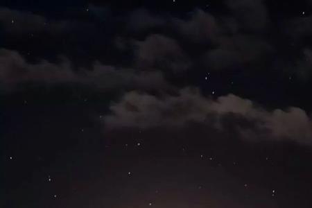 浩瀚明月是什么意思