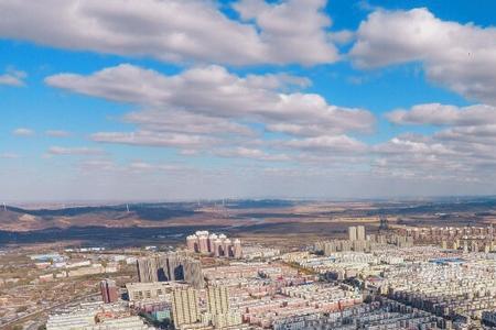 徐州市和铁岭市哪个大