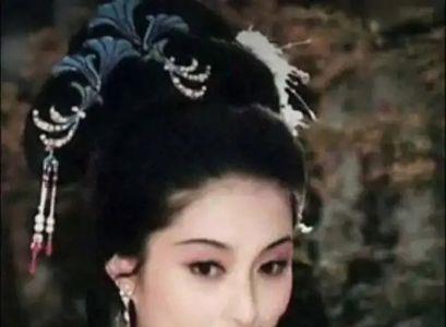 姓胡的历史名人女人