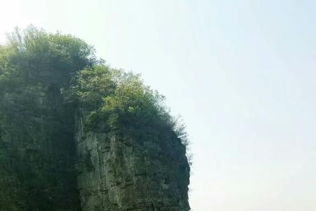 奇趣盎然什么意思