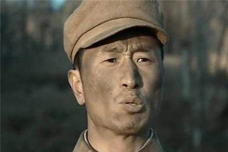 亮剑赵刚踢段鹏为什么不反抗
