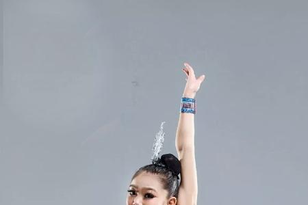 儿童看别人女生跳舞会怎么样