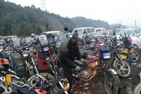 摩托车遗失报废该怎么办