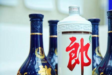 郎酒创始人是谁