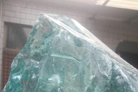 水晶玻璃和矿物质玻璃区别