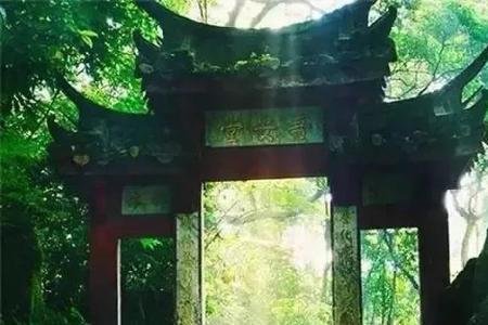 静静寂寂的意思