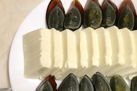 皮蛋和米饭怎么蒸