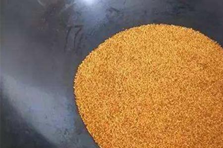 白露夜钓鲫鱼窝料