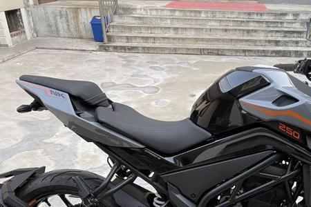 nk250后平叉异响怎么解决