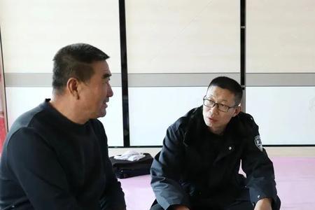 响应上级号召的成语