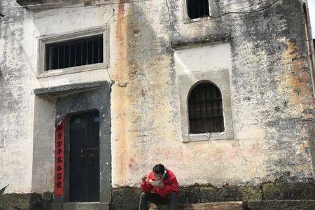 去一个村子里找人怎么最容易