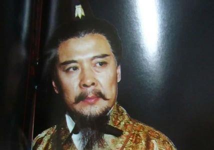 三国演义谁导演的最好