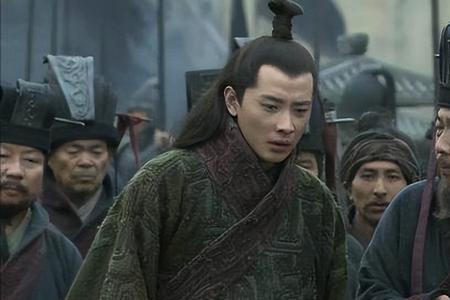贾诩新三国是谁演的