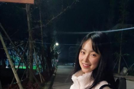 说女孩好纯的意思