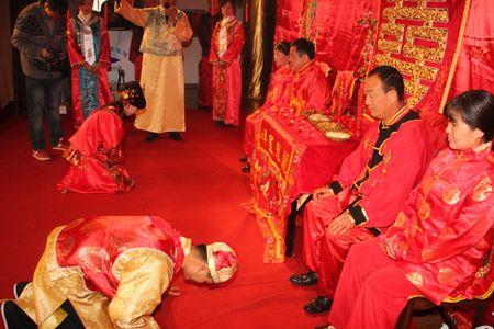 拜祖先正确手势