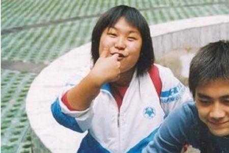 初中是不是童年生活