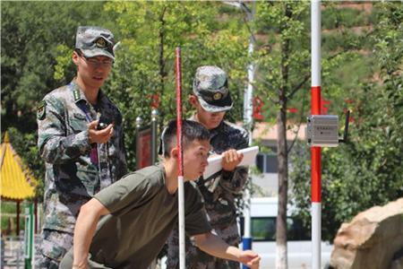 30乘以2蛇形跑杆怎么摆