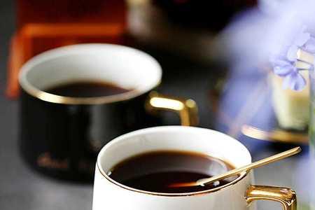 刚装完咖啡的杯子可以装茶叶吗