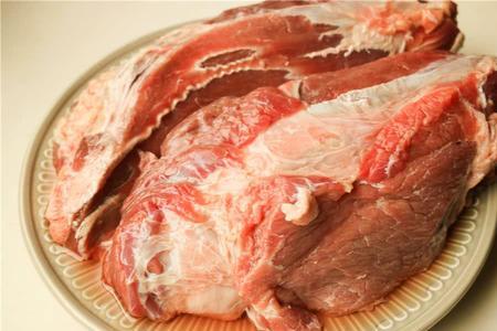 生牛肉能放清水里泡一夜吗