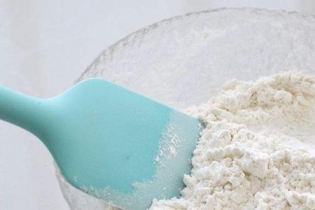 玉米淀粉和小麦粉能做米粉吗